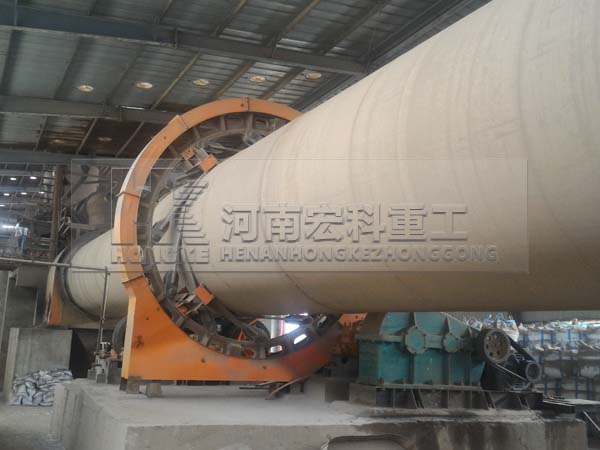 關于回轉窯設備的高效生產，操作工被賦予了什么職責