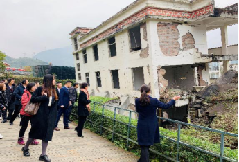 在學思踐悟中守初心擔使命—四川發展黨性教育暨黨務與經營管理人才“雙向培養”培訓圓滿結束491.png